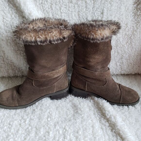 Cougar Faux Fur Lined Suede Buckle Pull on Boots - Picture 6 of 6